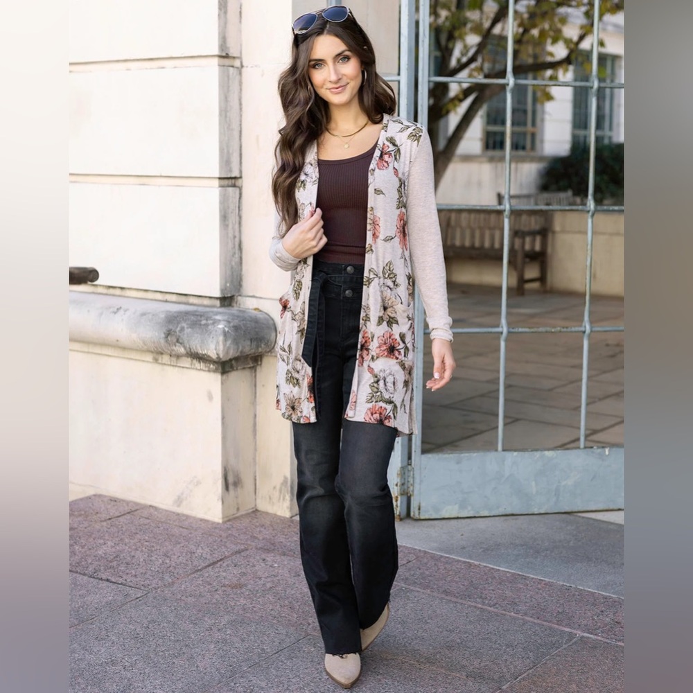 Grace & Lace long floral cardigan - Picture 13 of 15